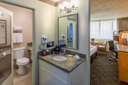 Z Hotel Jack London Square image 12